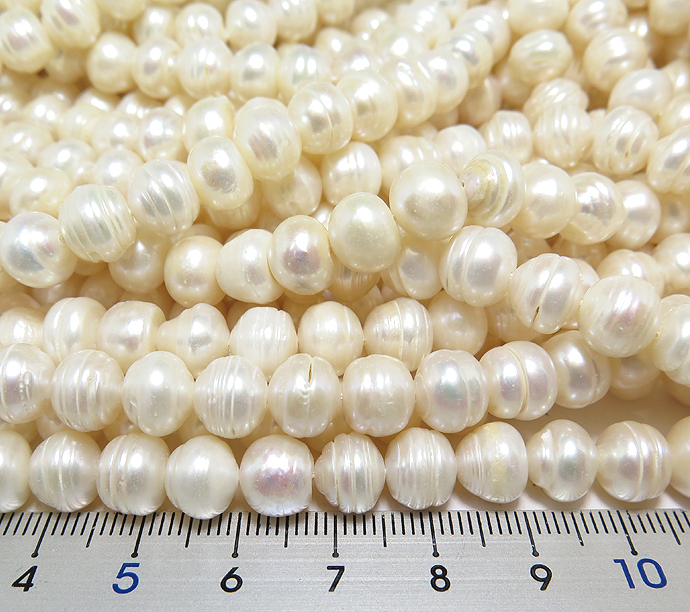 真珠 淡水パール バロック～ポテト（ホワイト系）8～9mm玉 約36センチ（1連）