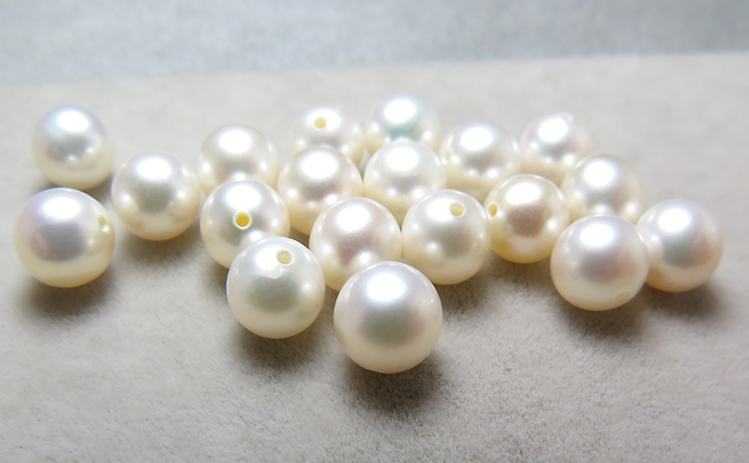 淡水パール真珠（ホワイト系）/片穴パール（ラウンド～セミラウンド6～6.5mm）（50個）