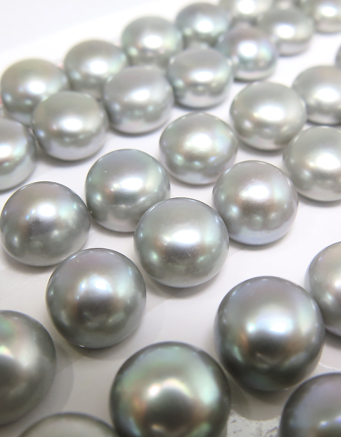 淡水パール真珠（シルバーブルーグレー系）片穴（ボタン10～10.5mm）（10個）