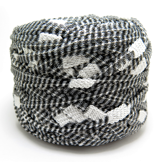 リントン ツイード社 Linton Tweeds ファンシーヤーン ブラック ホワイトa 50g 5巻