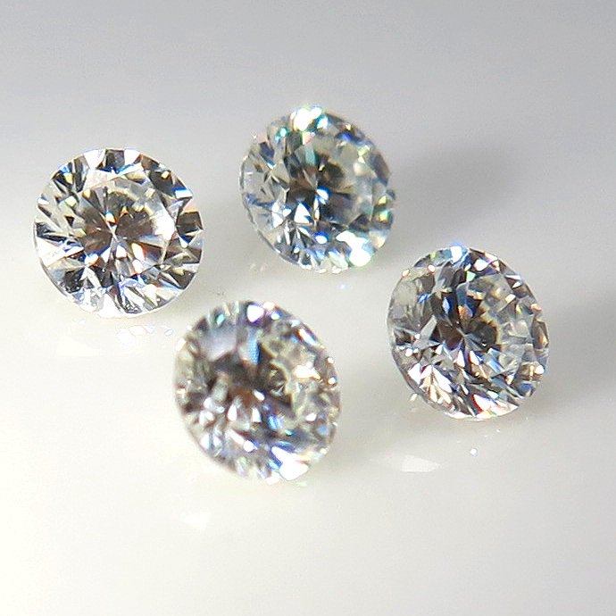 人工ダイヤモンド類似石・ 合成モアッサナイト ルース【AAA】 D～Fカラー（裸石）ラウンド【2mm】ファセットカット（1個）