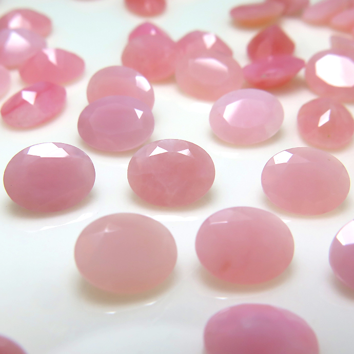 天然石ルース（裸石） ピンクオパール/オーバル ファセットカット【8×6mm】（25個）